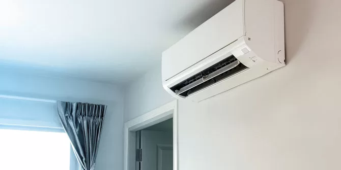 Air conditioner in a bedroom