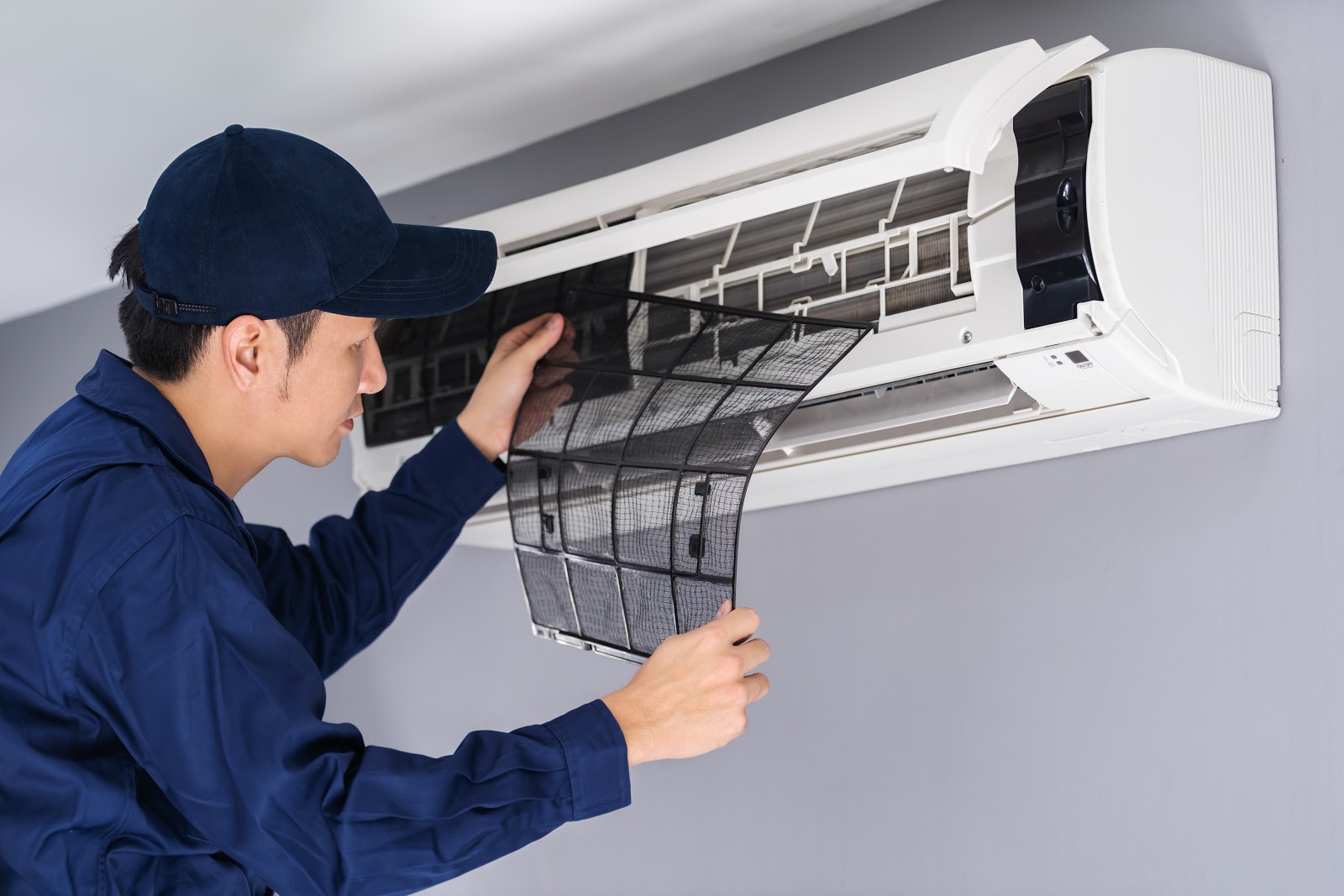 My Air Conditioner Smells Bad… How Can I Fix it?